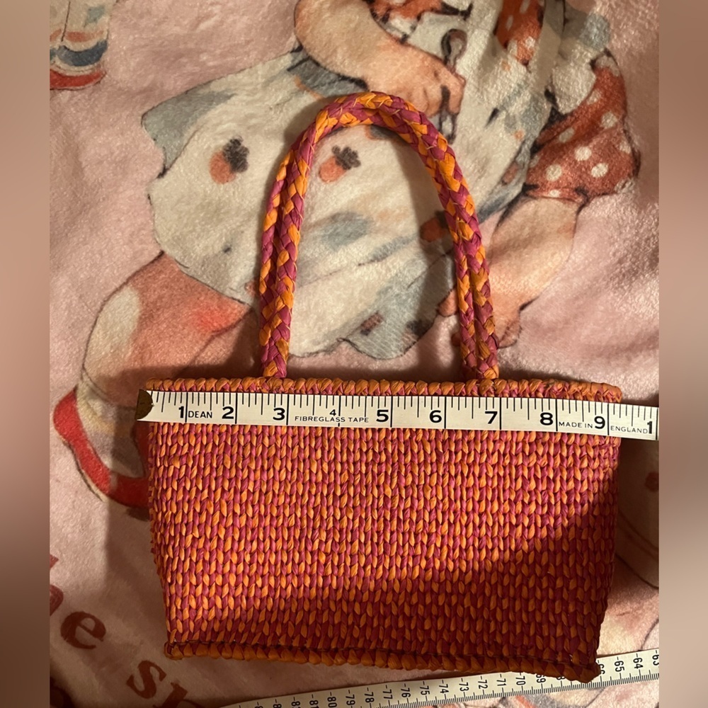 NWOT Mini straw bag - Picture 3 of 5